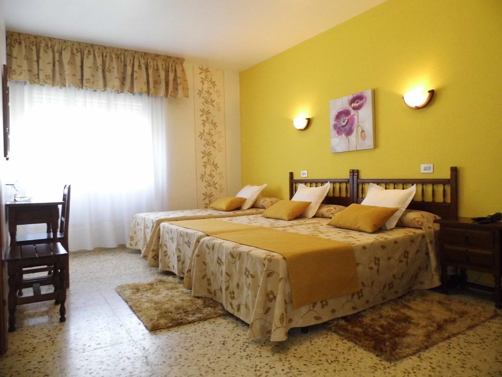 Hotel Arboleda Playa de la Lanzada Habitación foto